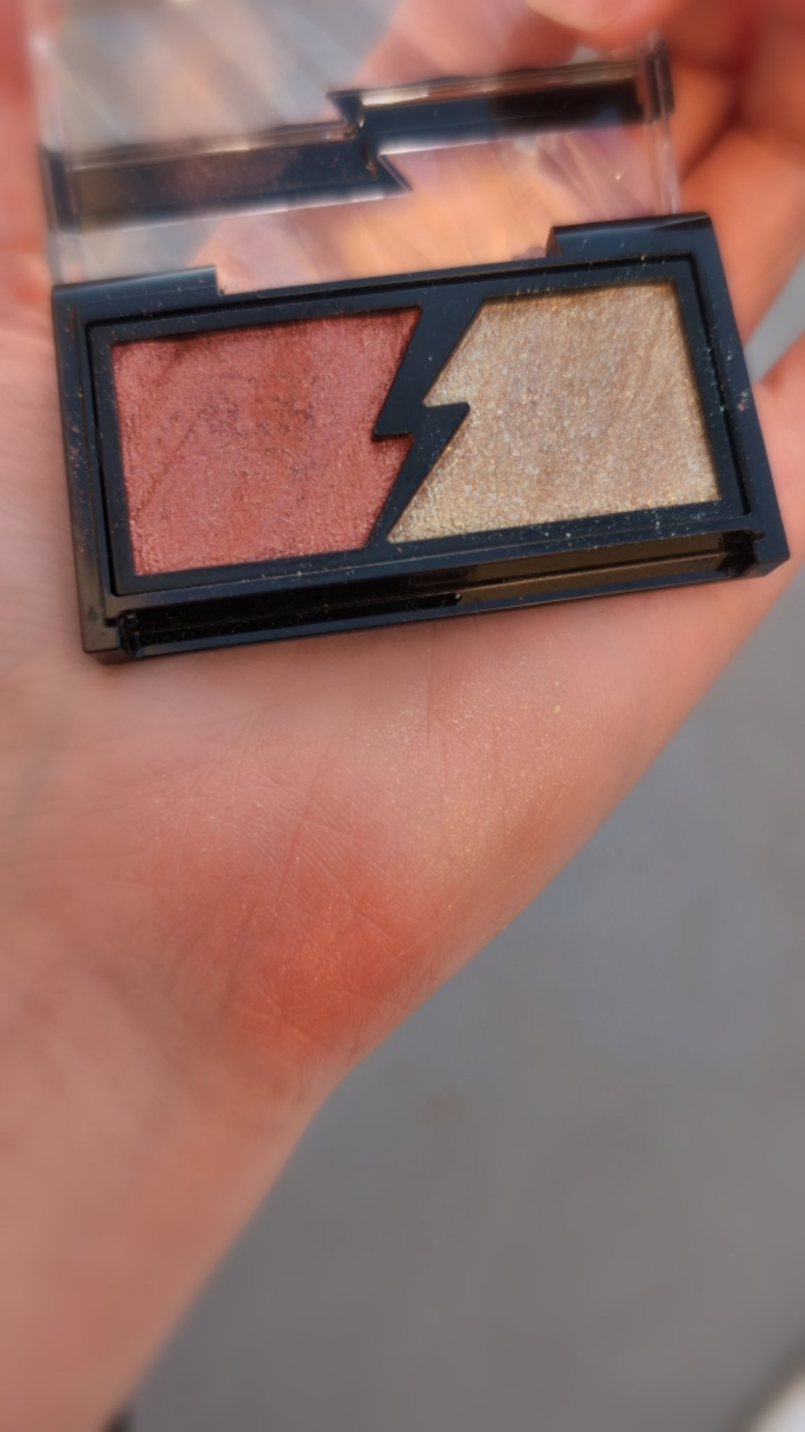 エレクトリックショックアイズ /KATE/アイシャドウパレットを使ったクチコミ（3枚目）