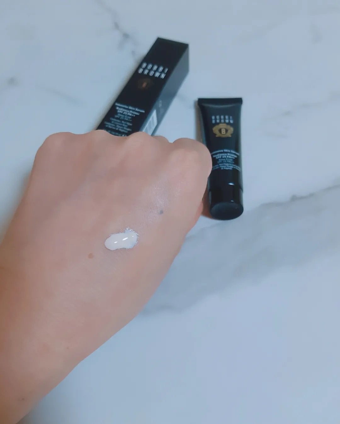 インテンシブ セラム ラディアンス プライマー/BOBBI BROWN/化粧下地を使ったクチコミ(3枚目)