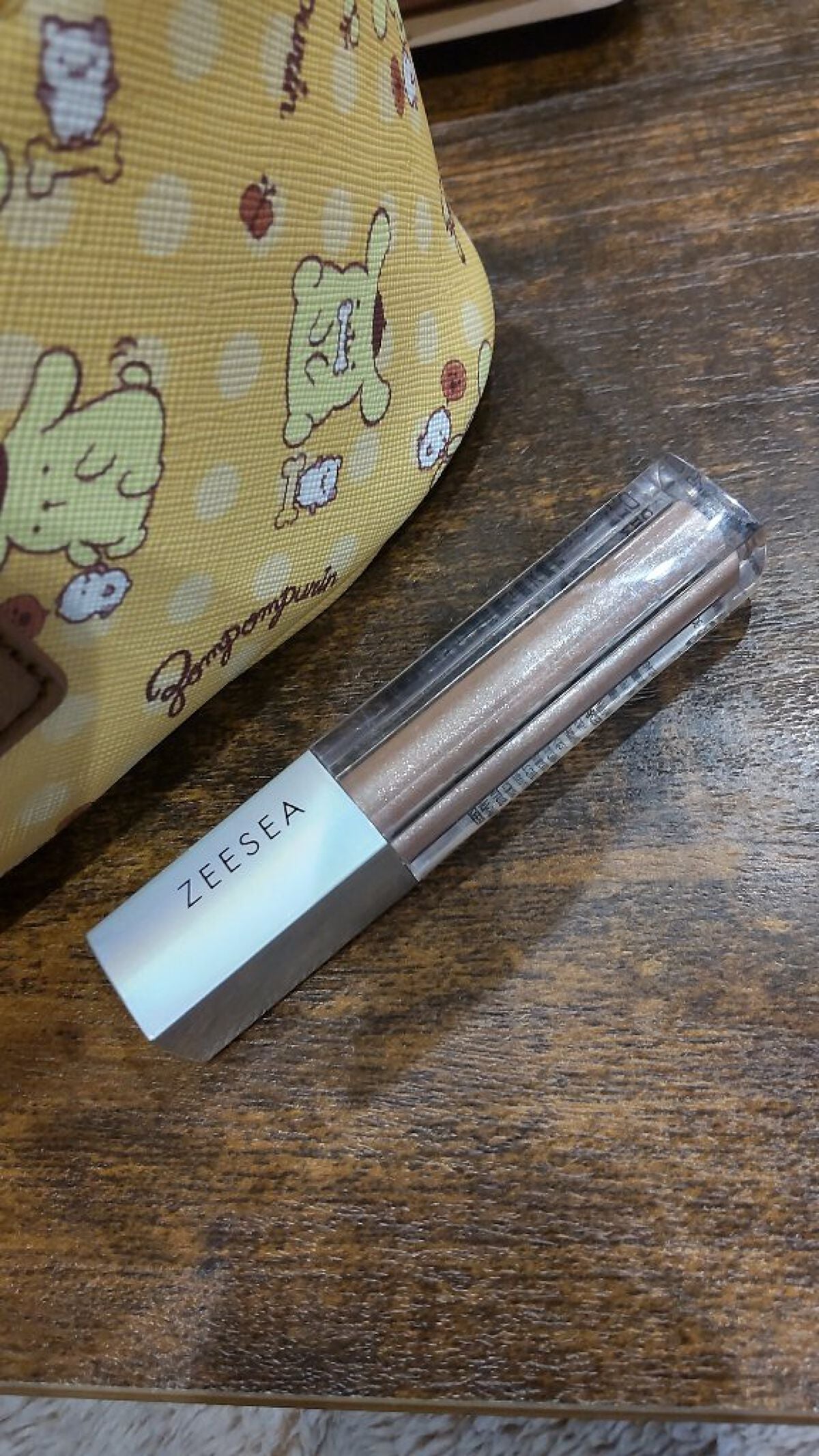 ダイヤモンドシリーズ 星空リキッドアイシャドウ/ZEESEA/リキッドアイシャドウを使ったクチコミ(1枚目)