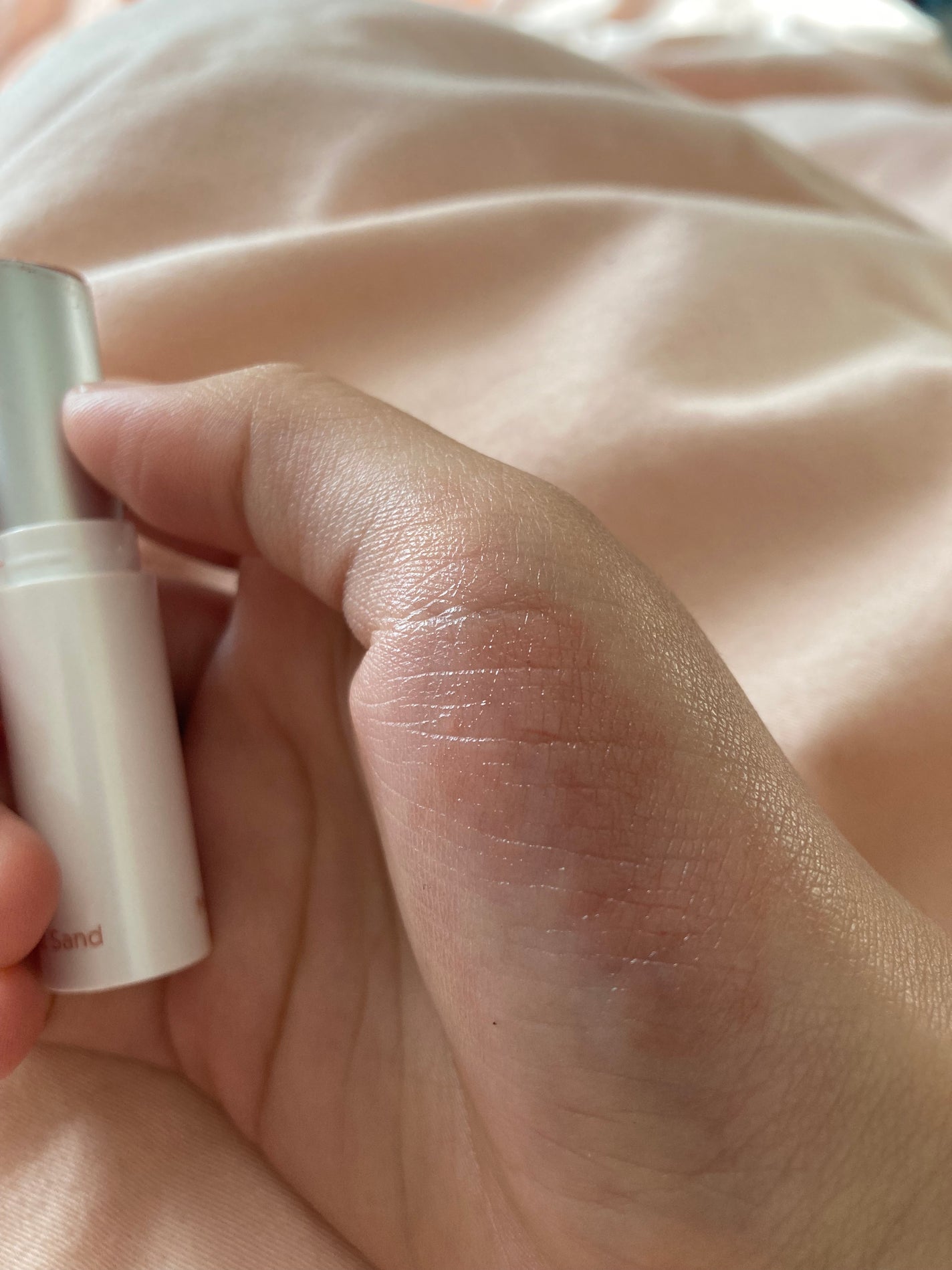 グラスティングメルティングバーム/rom&nd/リップバームを使ったクチコミ(2枚目)