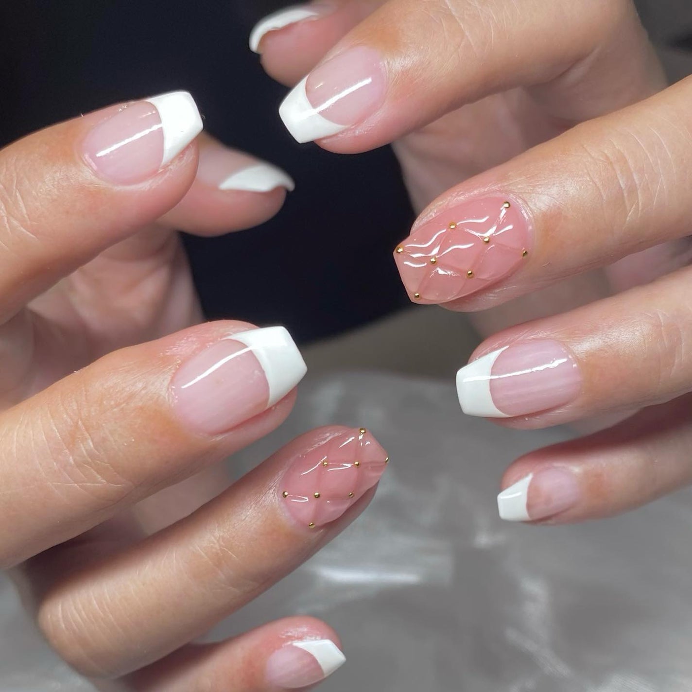 kanna on LIPS 「・・・𝔽𝕣𝕖𝕟𝕔𝕙×𝕢𝕦𝕚𝕝𝕥𝕚𝕟𝕘🤍🩷王道白フレンチにちゅ..」(1枚目)