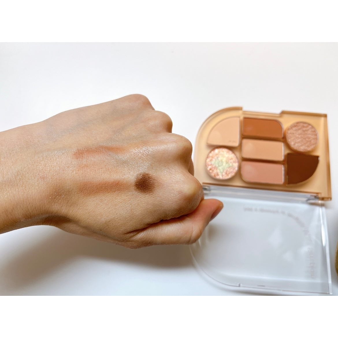 シンプレイン アイパレット/Sim;plain/アイシャドウパレットを使ったクチコミ(3枚目)