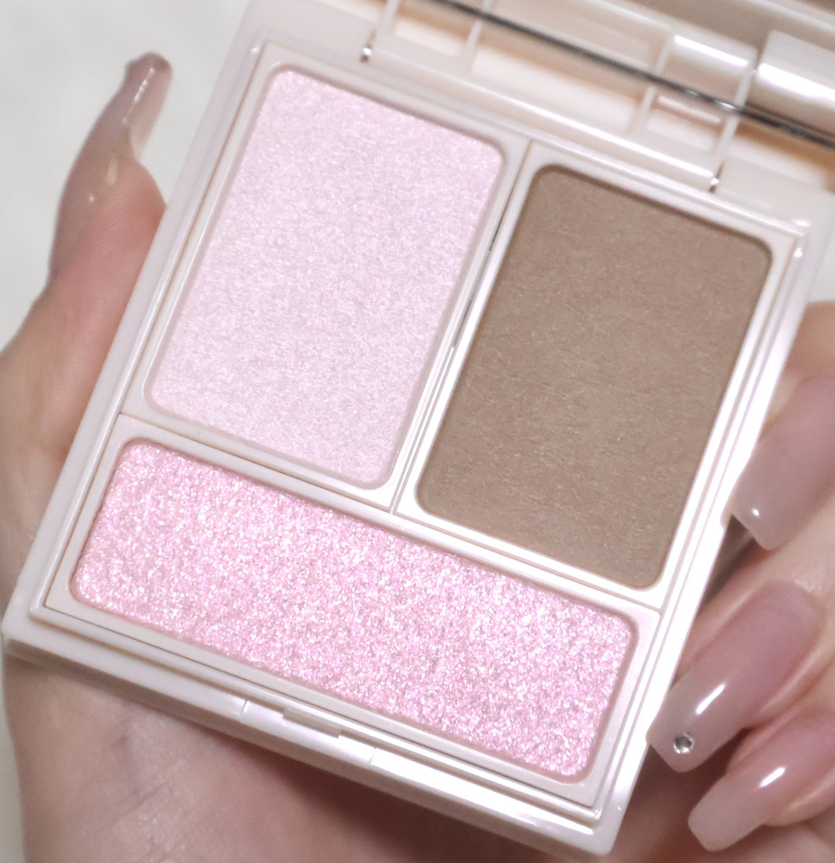 マルチパレット PJデザイン＜アイカラー＆チーク＞ グロウピンク/ラブ・ライナー/マルチパレットを使ったクチコミ（1枚目）