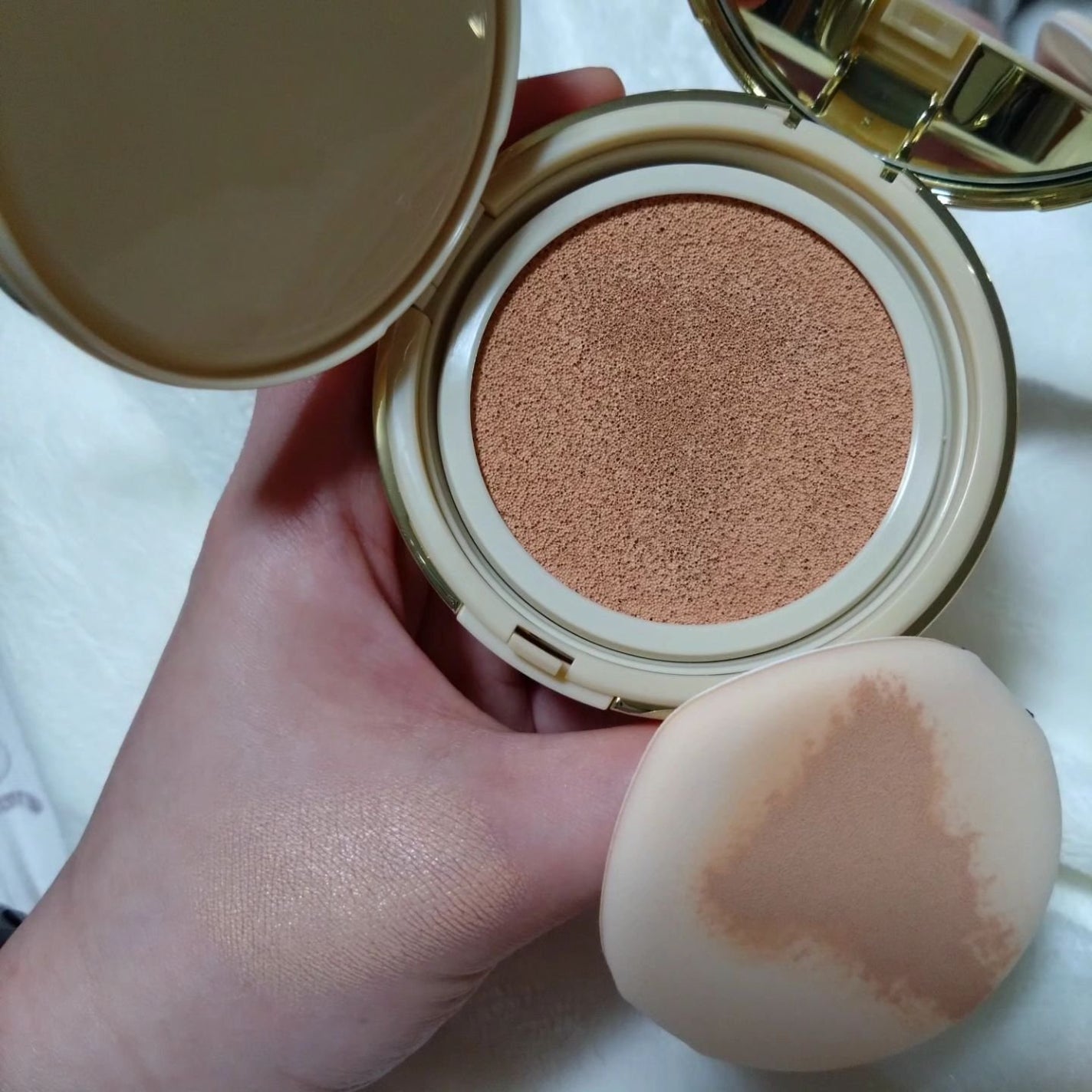 ルミナスフィット クッションファンデーション /ODELIA/クッションファンデーションを使ったクチコミ(2枚目)