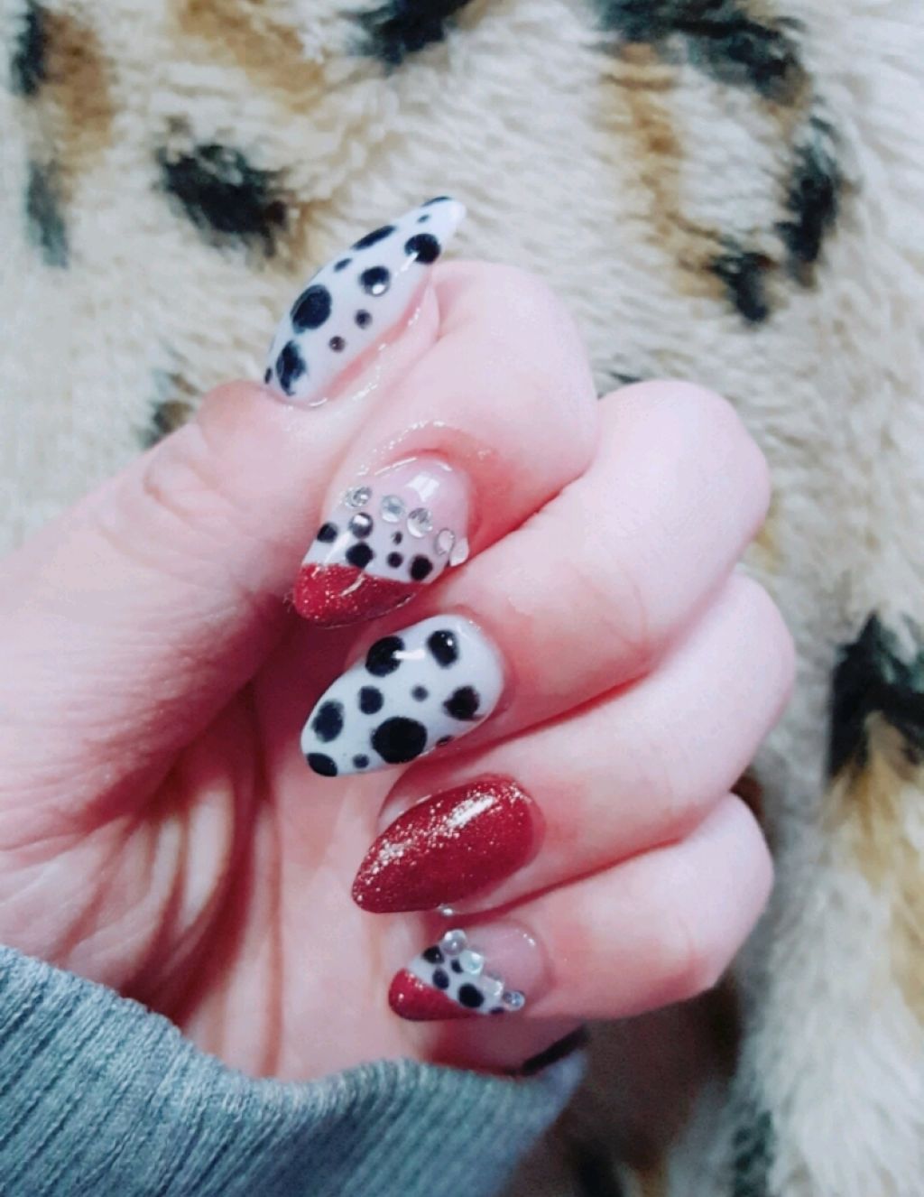 Naility ステップレスジェル Naility を使った口コミ シンプル秋ネイル第２段 ダルメシアン柄ネ By さゆちーん 資格保持独学ネイリスト 乾燥肌 30代前半 Lips