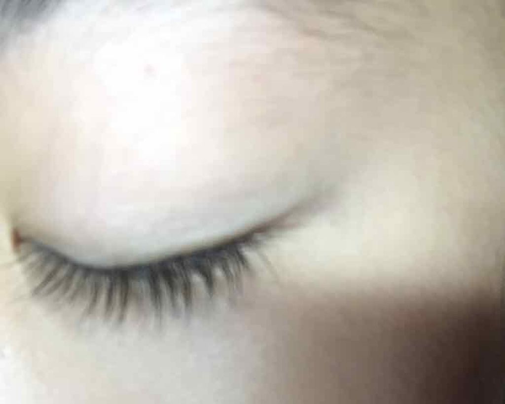 アイラッシュセラム〈まつげ美容液〉/DAISO/美容液を使ったクチコミ(3枚目)