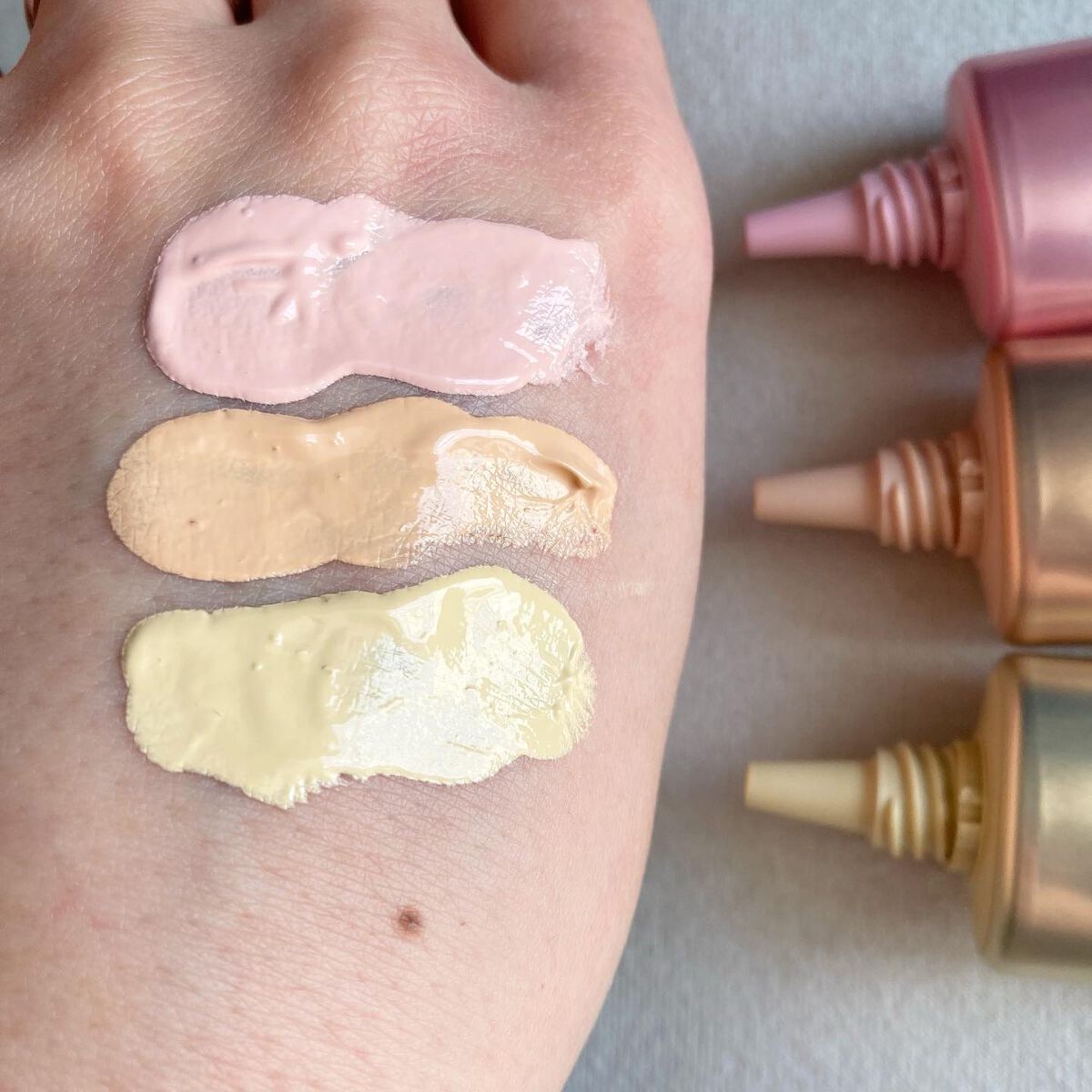 リズムカラーウェア/TWANY/化粧下地を使ったクチコミ（3枚目）