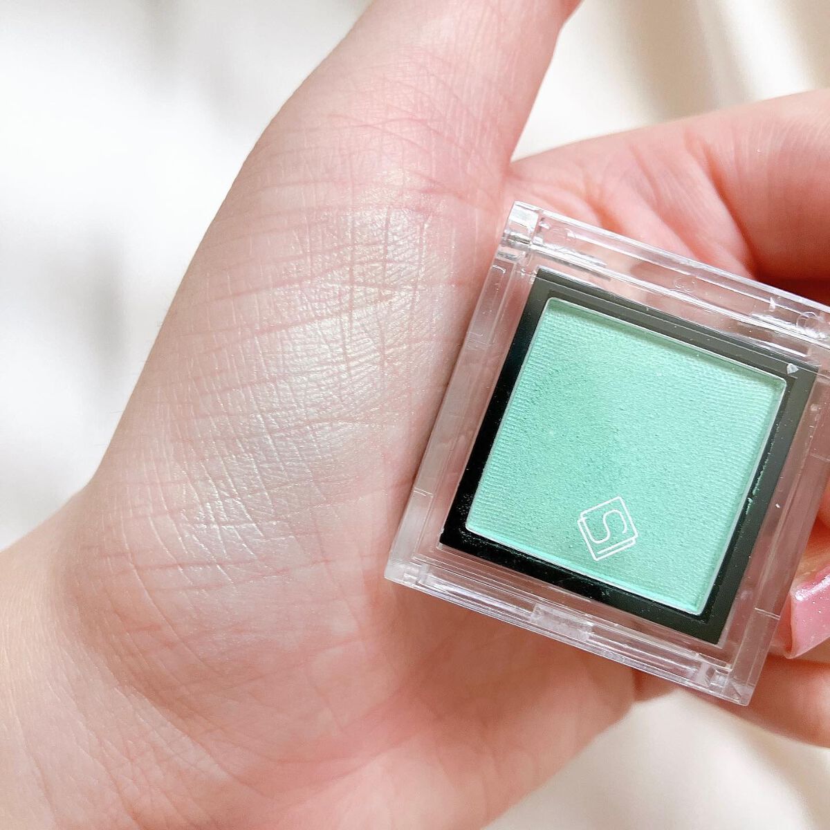 eyeshadow/SLN/単色アイシャドウを使ったクチコミ（3枚目）