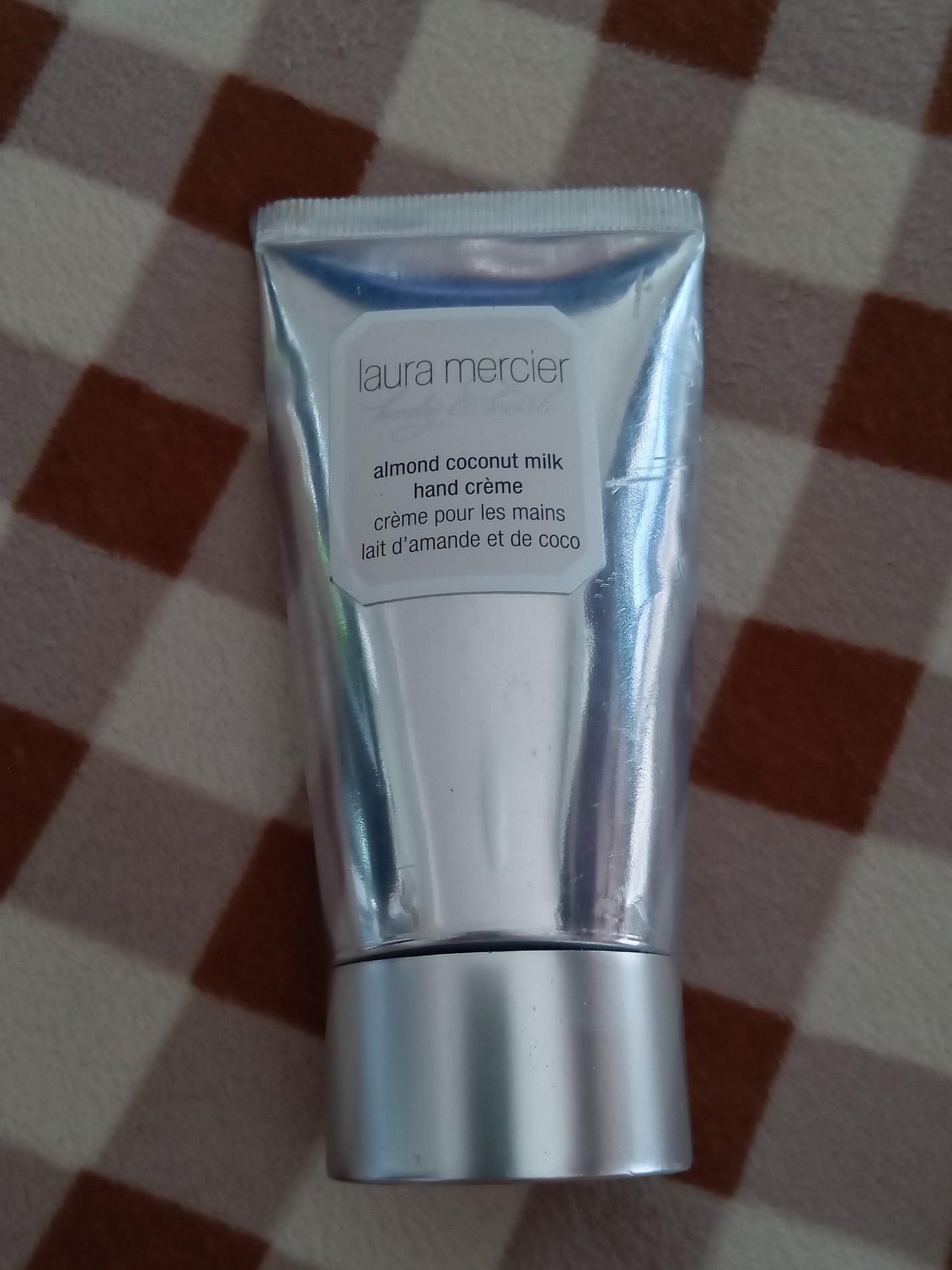 ハンドクリーム アーモンドココナッツミルク/ローラ メルシエ/ハンドクリームを使ったクチコミ(1枚目)