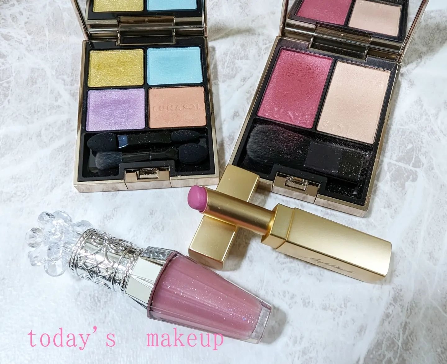 カラーリンググレイズ EX09 Harmony Cloud/LUNASOL/パウダーチークを使ったクチコミ（1枚目）