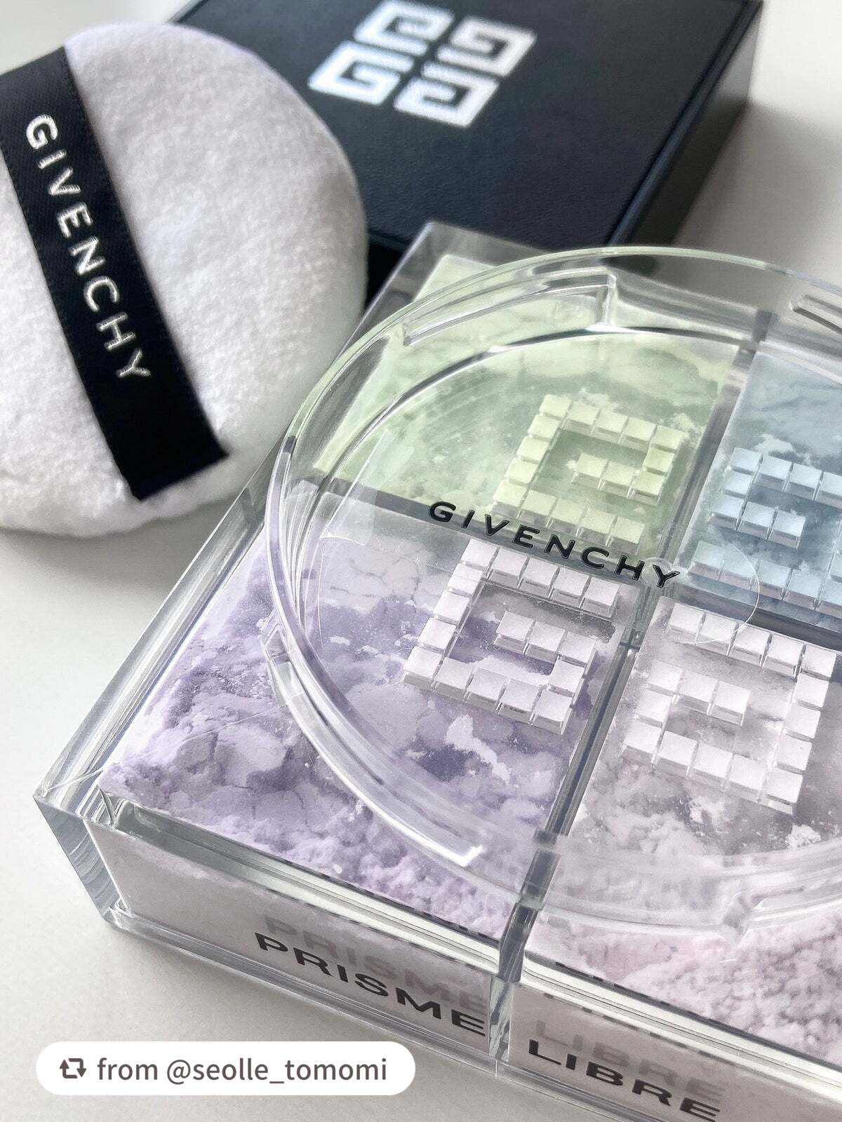 プリズム・リーブル/GIVENCHY/ルースパウダーを使ったクチコミ(2枚目)