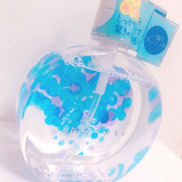 

ふきとりクレンジング化粧水♡♡      わたしおもい
(ワングーに売ってました！)







クレンジングと化粧水が欲しく、たまたま見つけたのが、このわたしおもい◡̈*♡.°⑅







