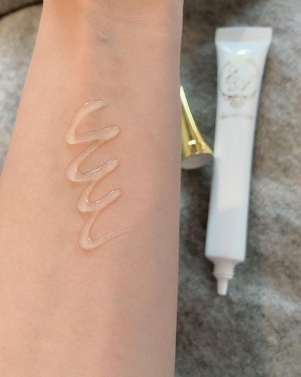 Remiy2018 on LIPS 「年齢と共に下がってくるまぶた用クリーム✨===========..」(3枚目)