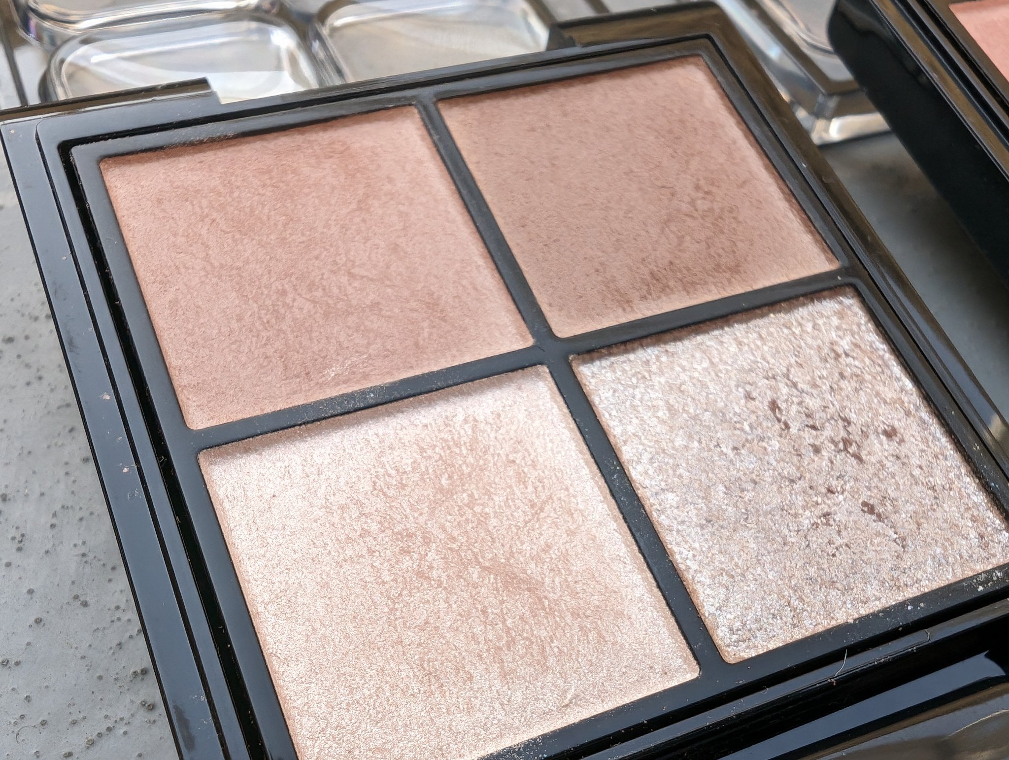 ケイト ポッピングシルエットシャドウ/KATE/アイシャドウパレットを使ったクチコミ（2枚目）