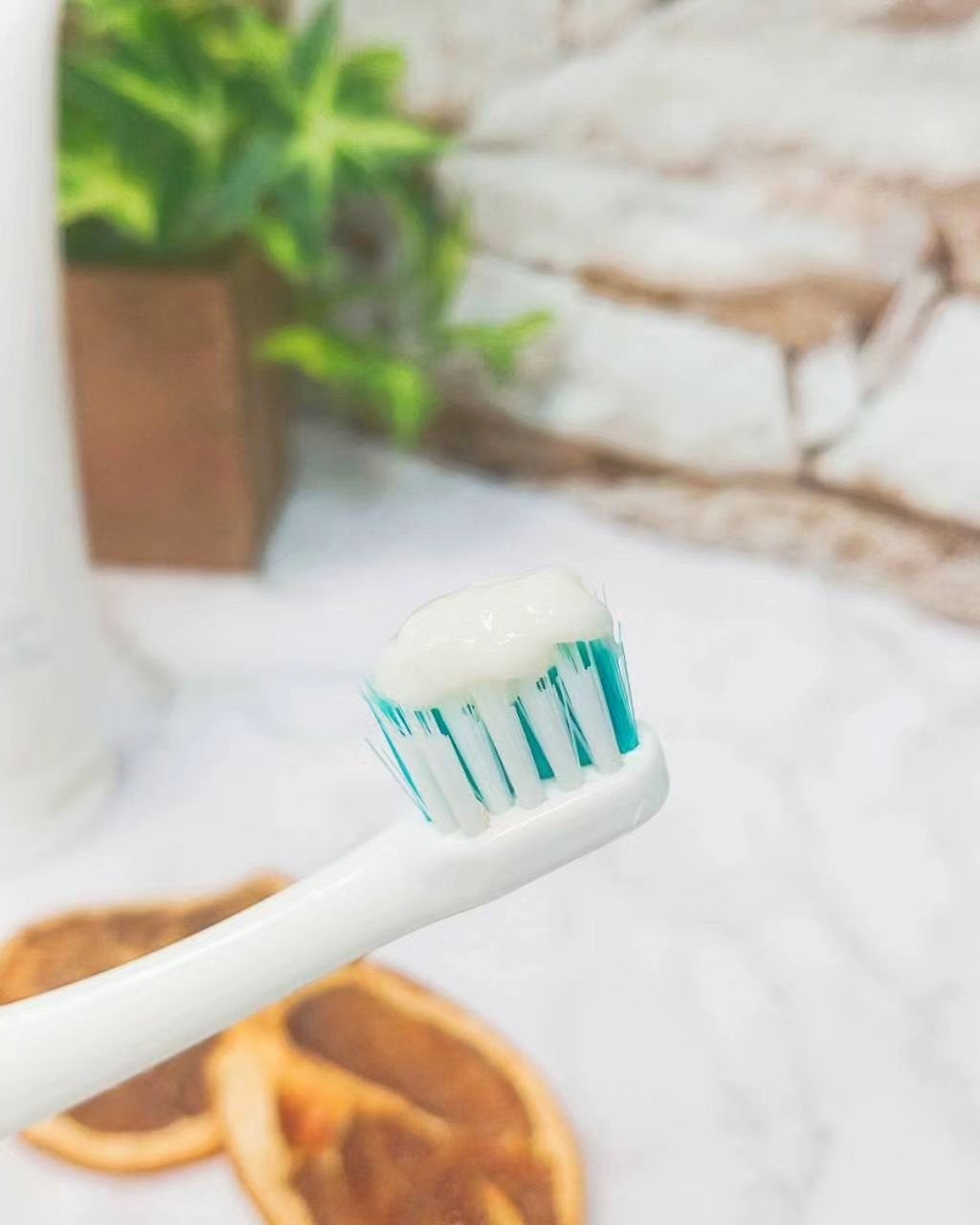 ホワイトニング トゥースペースト <シルクパウダー>/made of Organics/歯磨き粉を使ったクチコミ(2枚目)