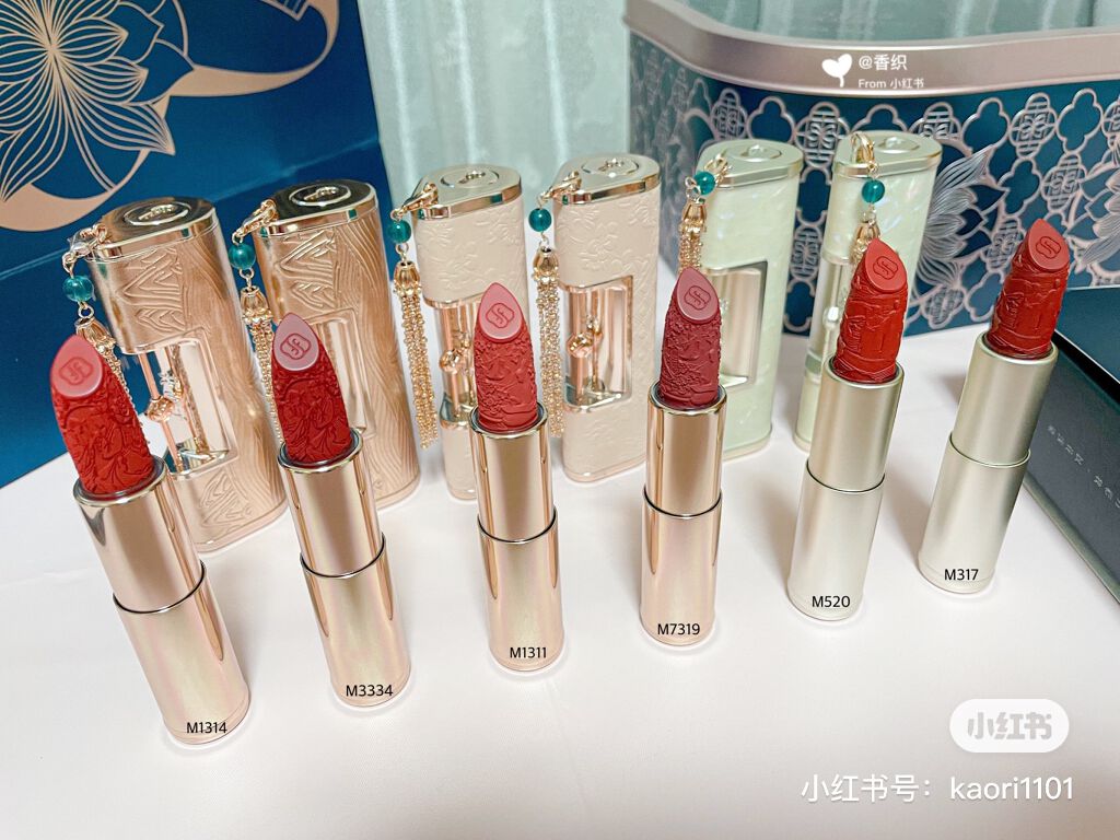 百花同心錠 彫刻リップ/花西子/口紅を使ったクチコミ(1枚目)