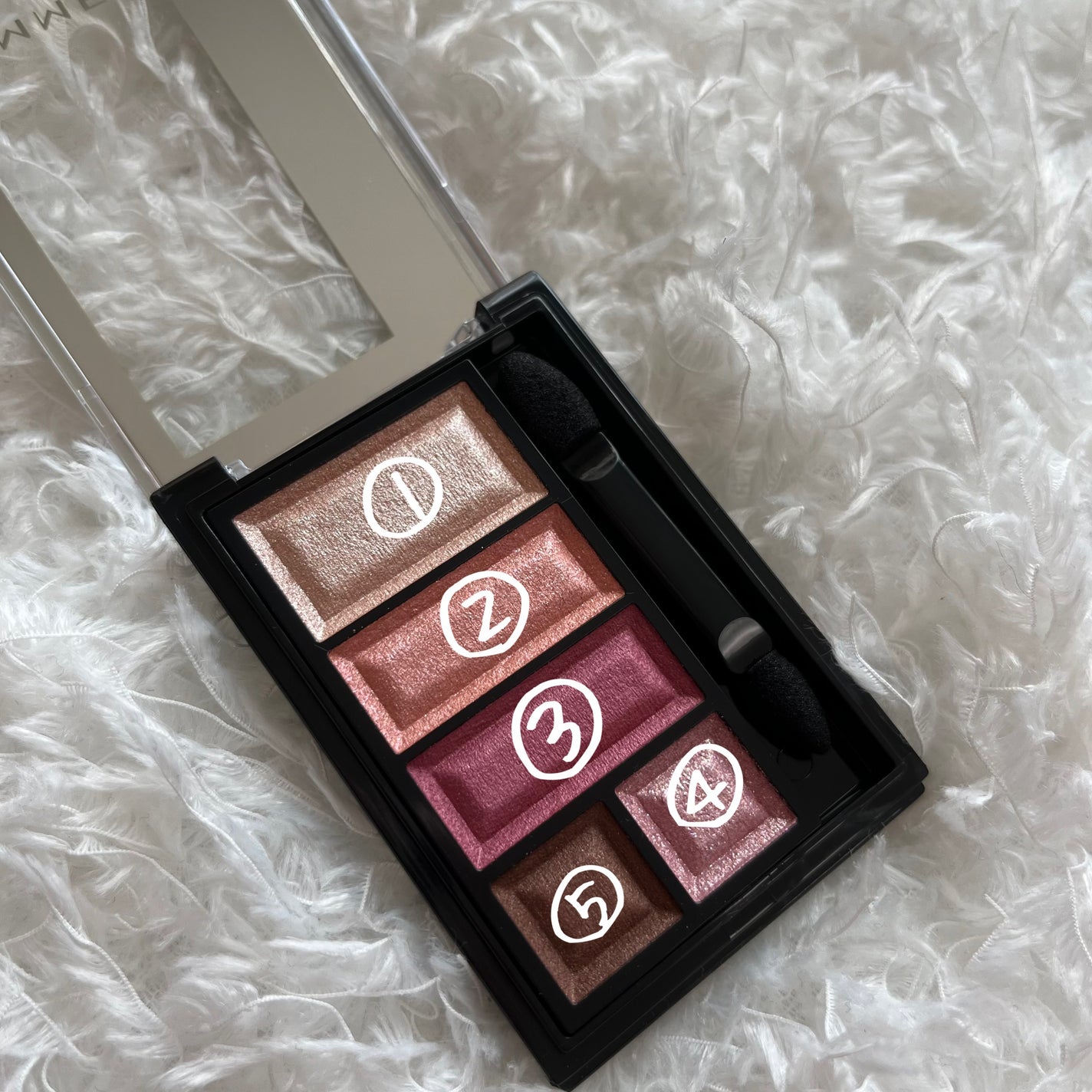 ショコラスウィート アイズ/リンメル ロンドン/アイシャドウパレットを使ったクチコミ(2枚目)