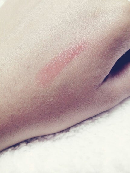 ラスティンググロスリップ/CEZANNE/口紅を使ったクチコミ(4枚目)