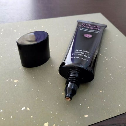 ブリリアントオランジュリー スキンケアエッセンシャルファンデーション/BRILLIANT/リキッドファンデーションを使ったクチコミ(3枚目)