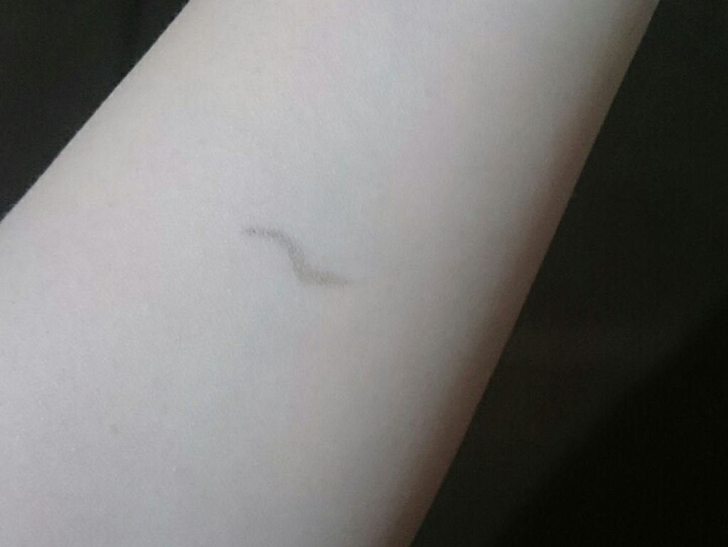 マジックコンシーラー/カリプソ/リキッドコンシーラーを使ったクチコミ(3枚目)