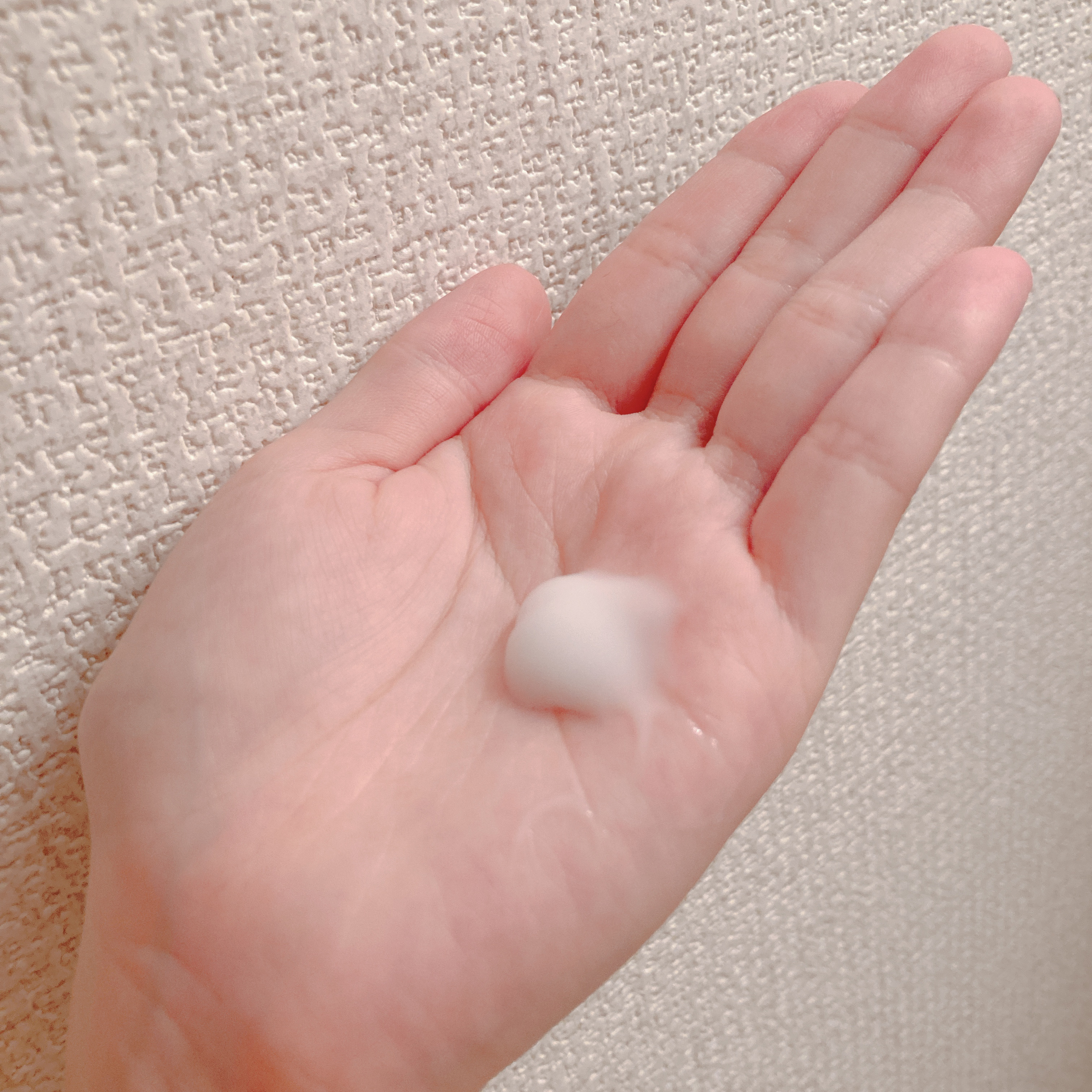 unlabel CO モイスト ヘアオイルのクチコミ「宣言通り、本日はunlabelさんのヘアオイル✨

2種類試してみたので、どちらも紹介します🫡.....」（3枚目）