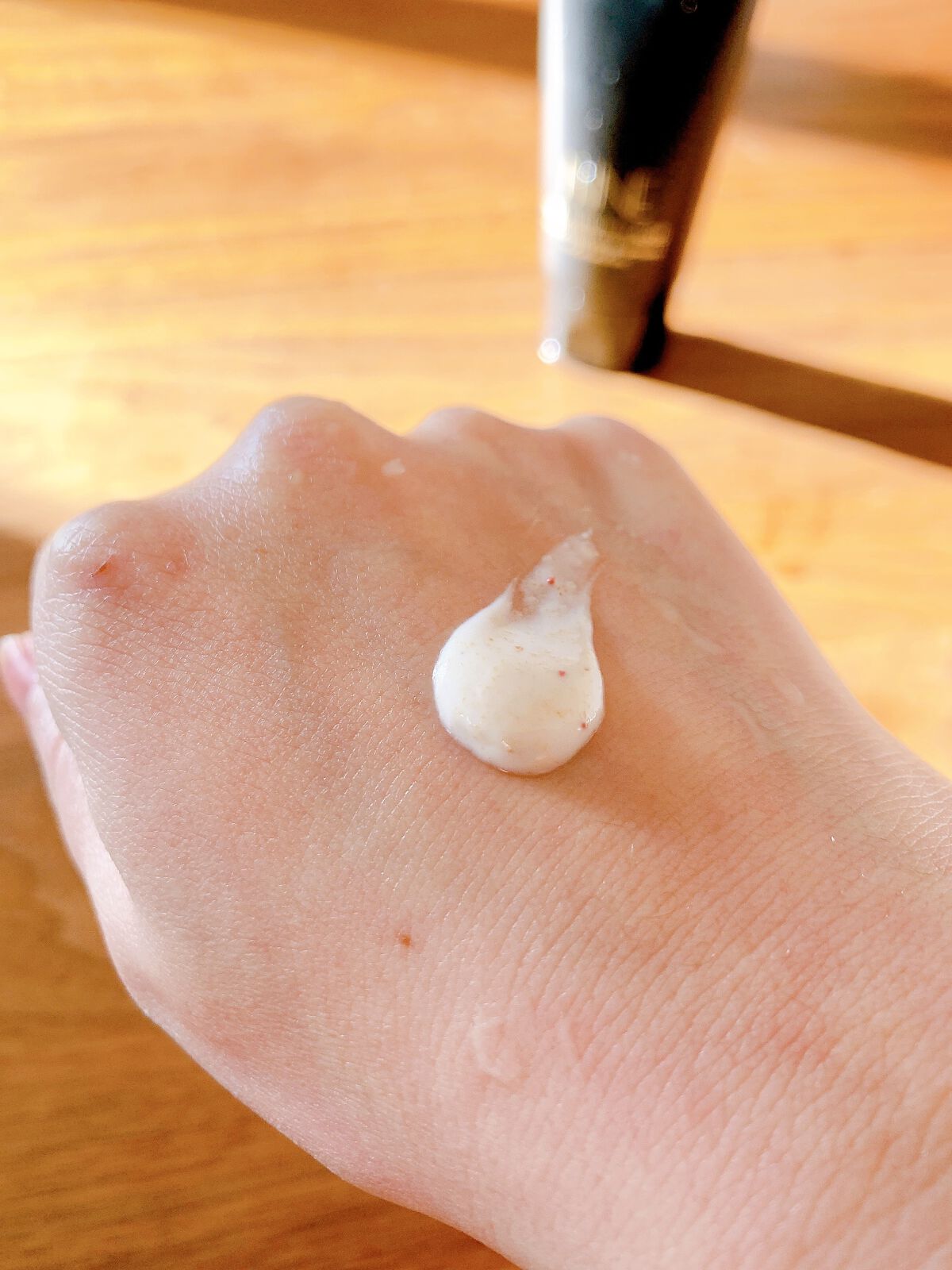 ニードルボディスクラブ/NNE/ボディスクラブを使ったクチコミ(3枚目)