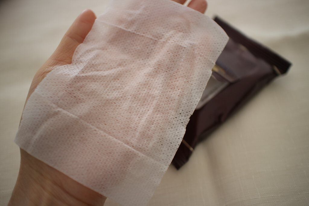 ビオレメイクの上からうるピタ肌持続シート/ビオレ/フェイスシートを使ったクチコミ(3枚目)