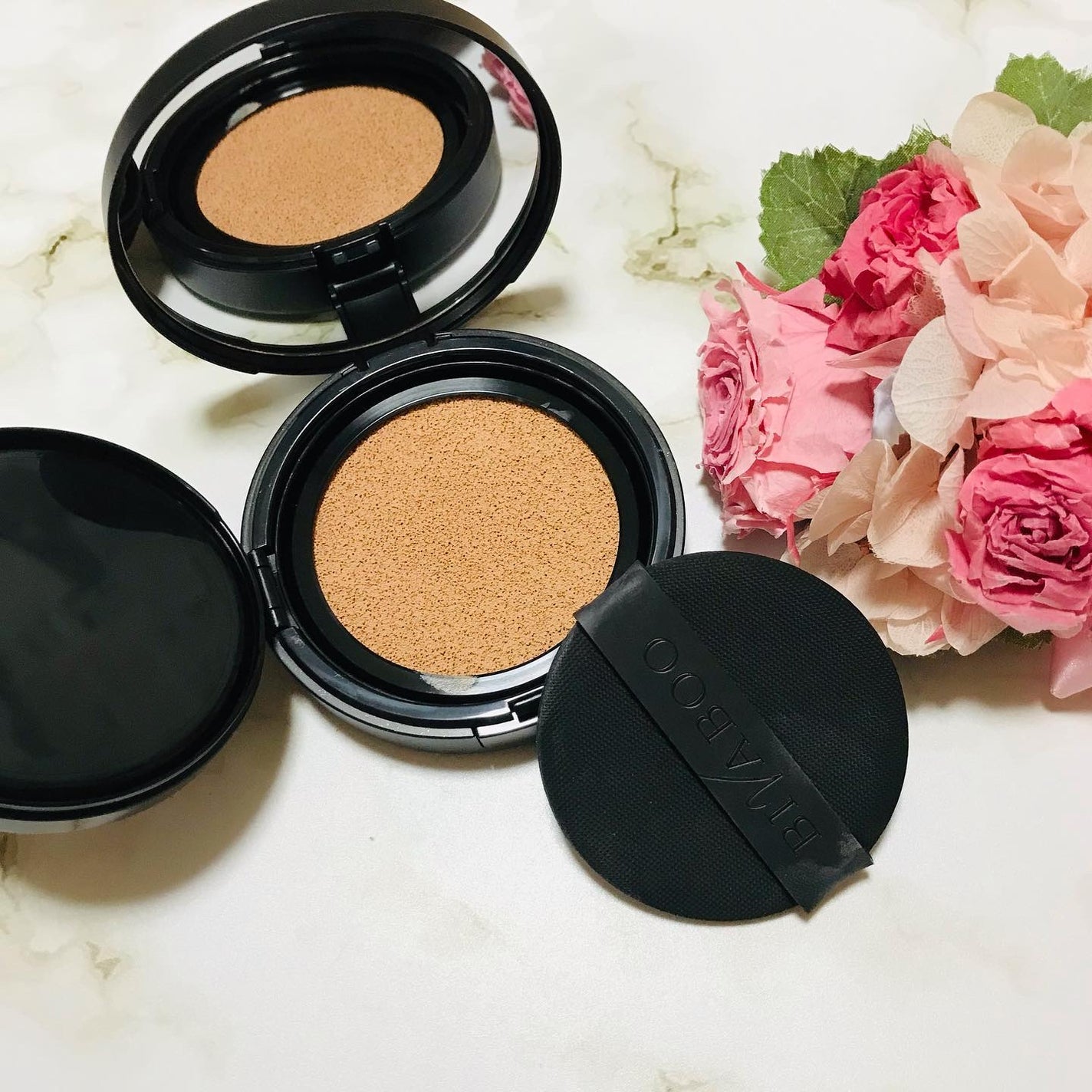 ベルベットジュエルクッション/BIVABOO/クッションファンデーションを使ったクチコミ(3枚目)