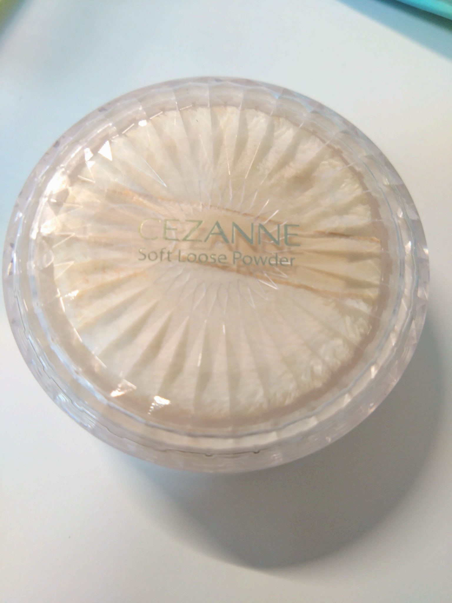 うるふわ仕上げパウダー/CEZANNE/ルースパウダーを使ったクチコミ（1枚目）