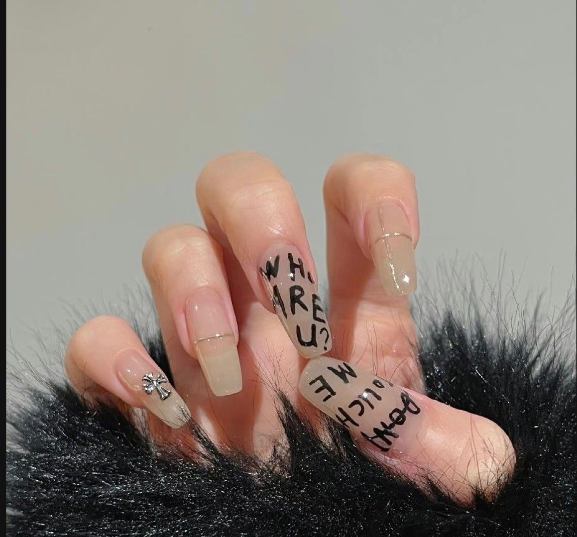 ボアちゃん on LIPS 「winternaildesigns2024ver.❣️❣️❣️..」(8枚目)