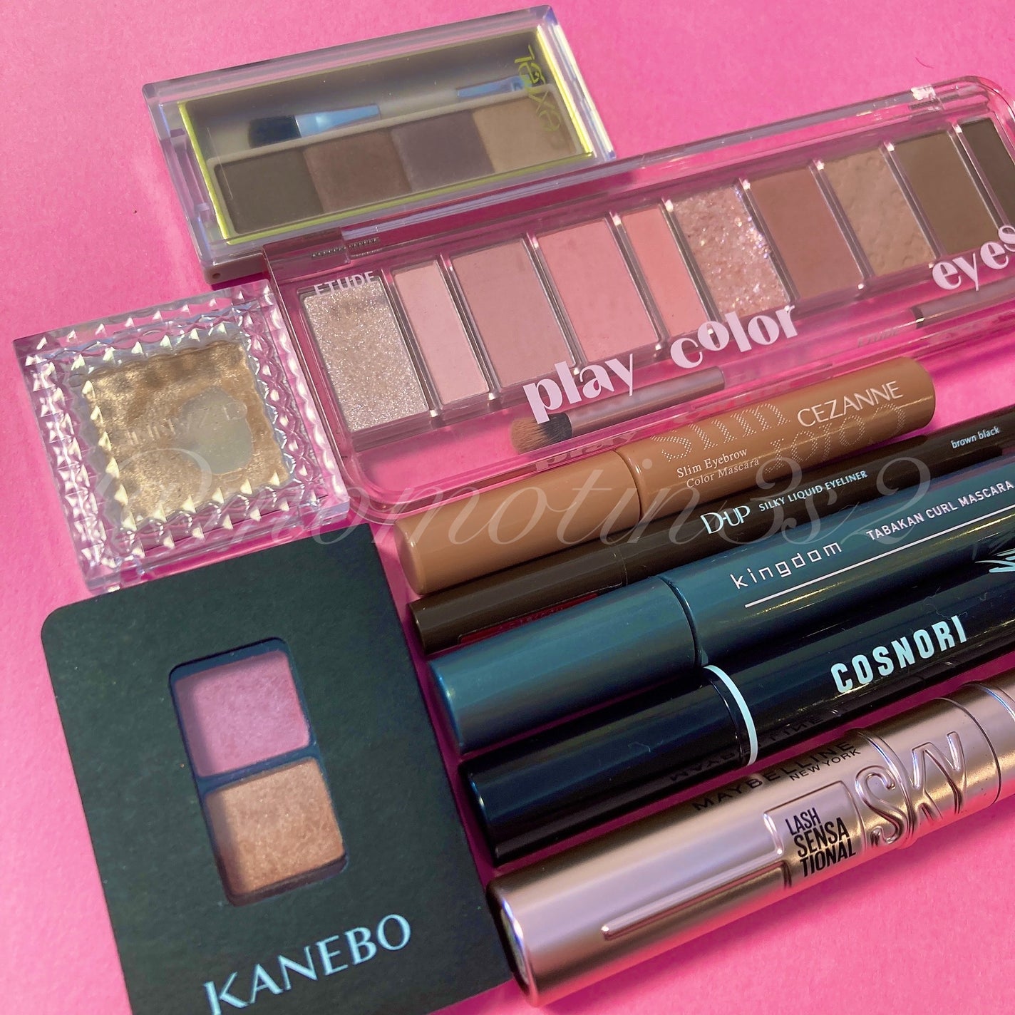 シングルカラーアイシャドウ/CEZANNE/単色アイシャドウを使ったクチコミ(1枚目)