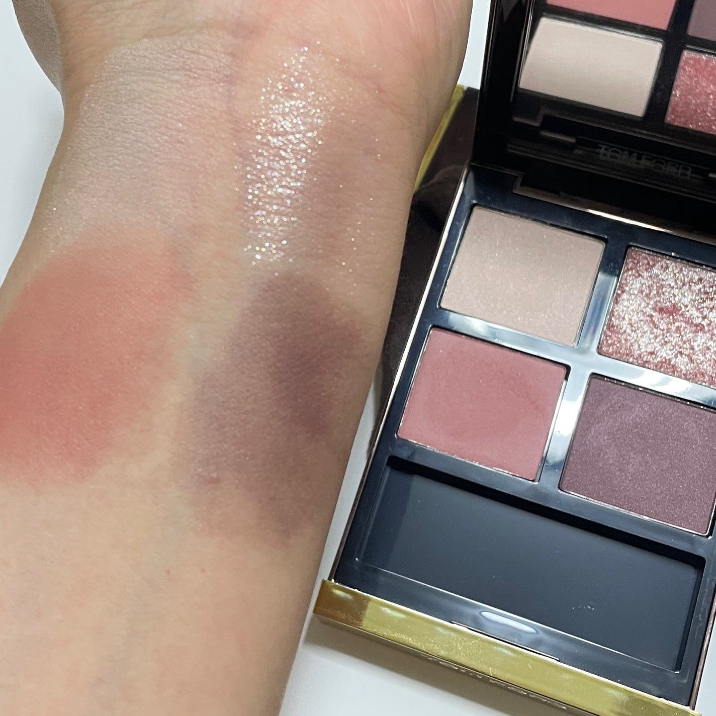 アイ カラー クォード/TOM FORD BEAUTY/アイシャドウパレットを使ったクチコミ(2枚目)