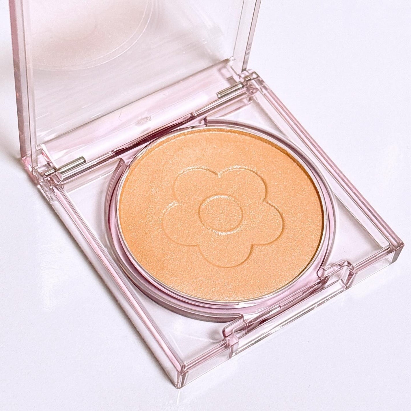 デイジードール パウダー ブラッシュ ブルーム/DAISY DOLL by MARY QUANT/パウダーチークを使ったクチコミ(2枚目)