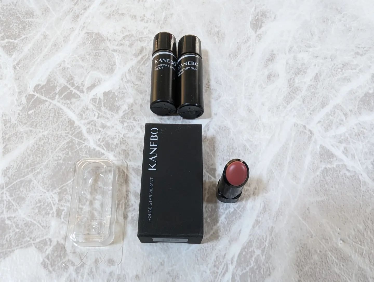 ルージュスターヴァイブラント/KANEBO/口紅を使ったクチコミ（3枚目）