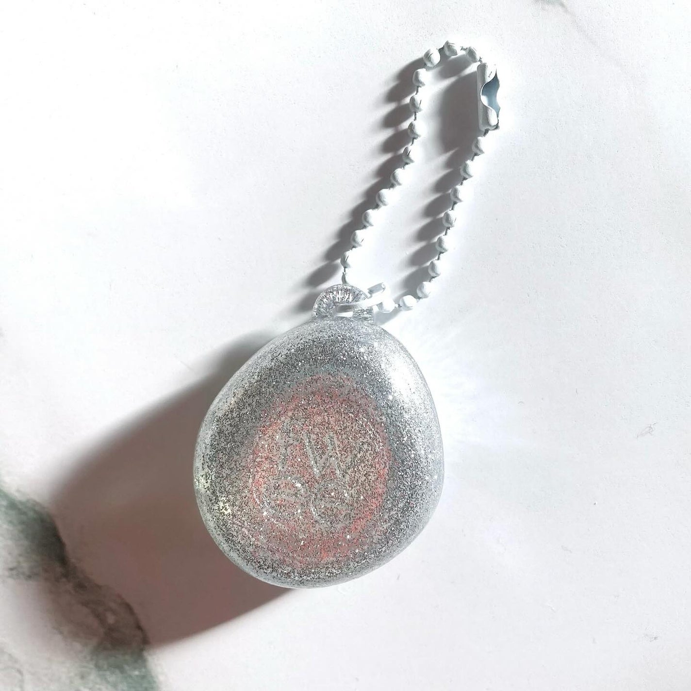 フィー グリッツストーンハイライター/fwee/パウダーハイライトを使ったクチコミ(4枚目)