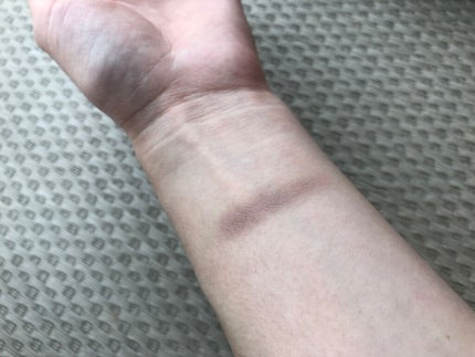 ニューデップスアイシャドウ/hince/単色アイシャドウを使ったクチコミ(2枚目)