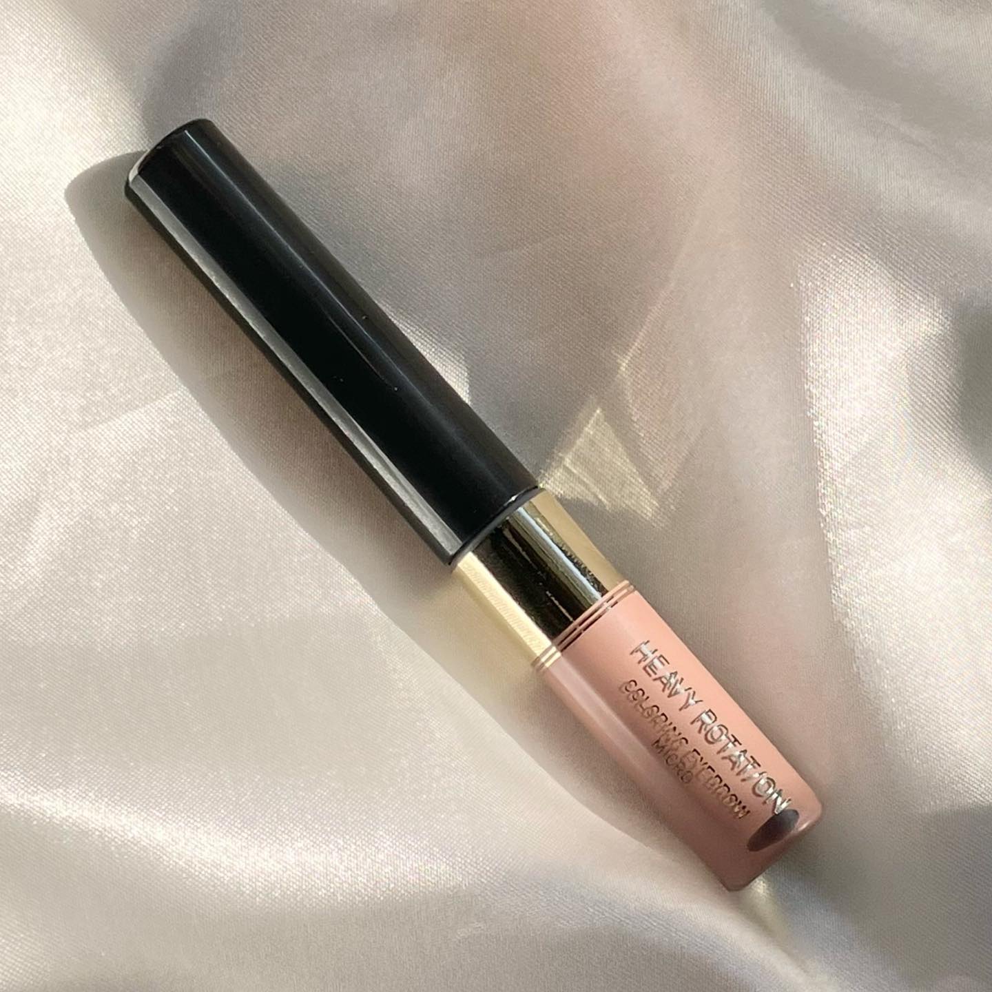 カラーリングアイブロウ マイクロ/ヘビーローテーション/眉マスカラを使ったクチコミ（2枚目）