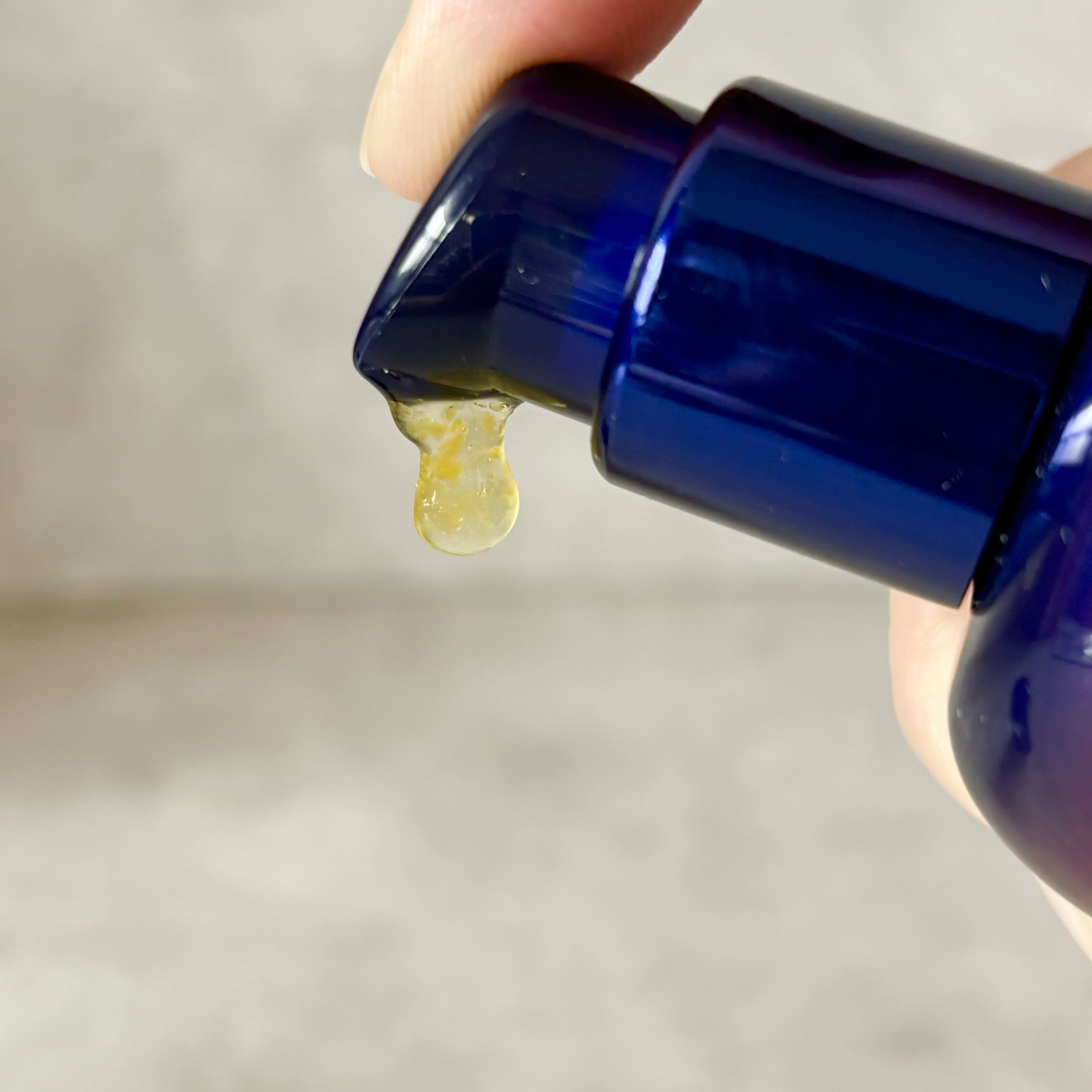 イモーテル オーバーナイトリセットセラム/L'OCCITANE/美容液を使ったクチコミ（2枚目）