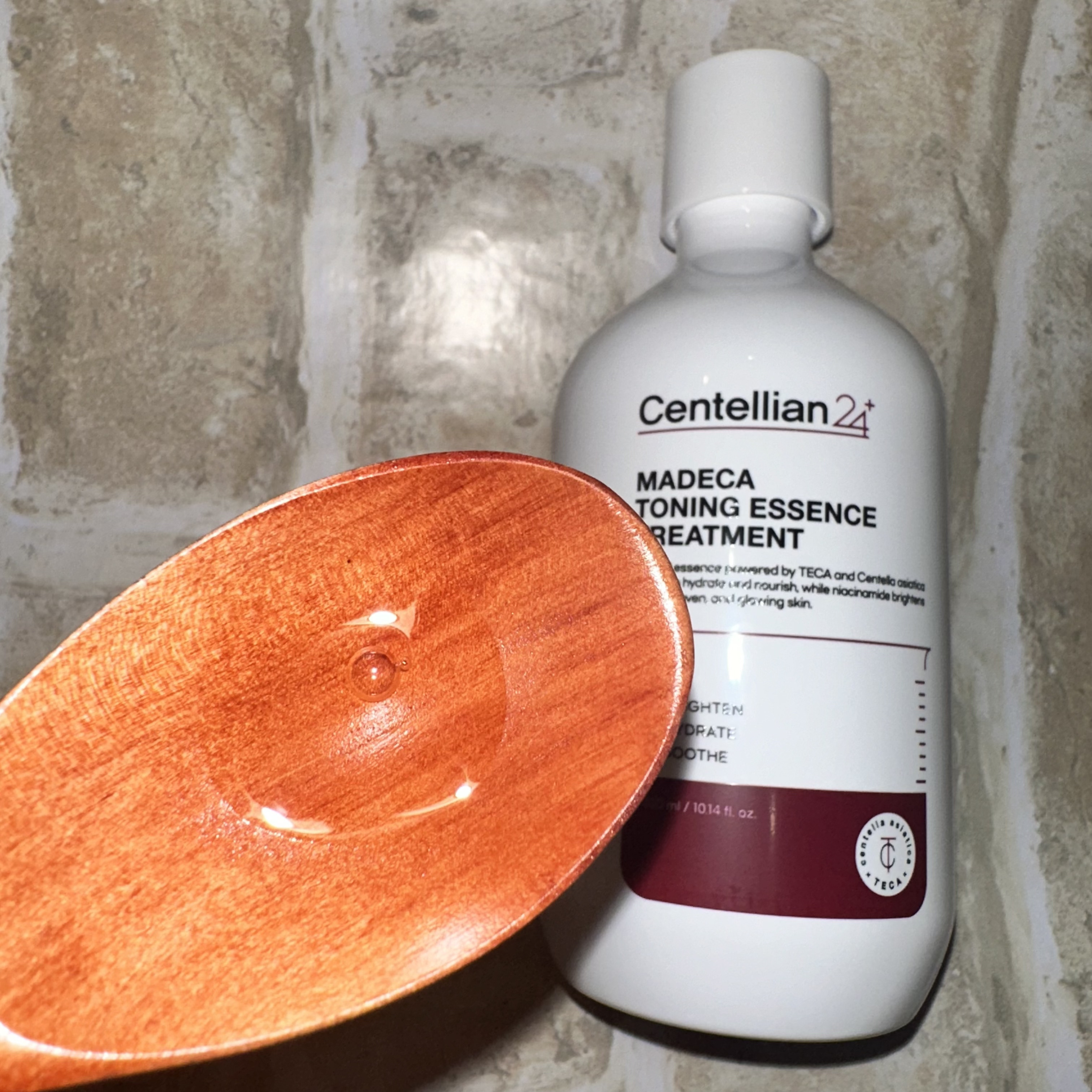 マデカ トーニング エッセンス トリートメント 300ml/センテリアン24/化粧水を使ったクチコミ（2枚目）