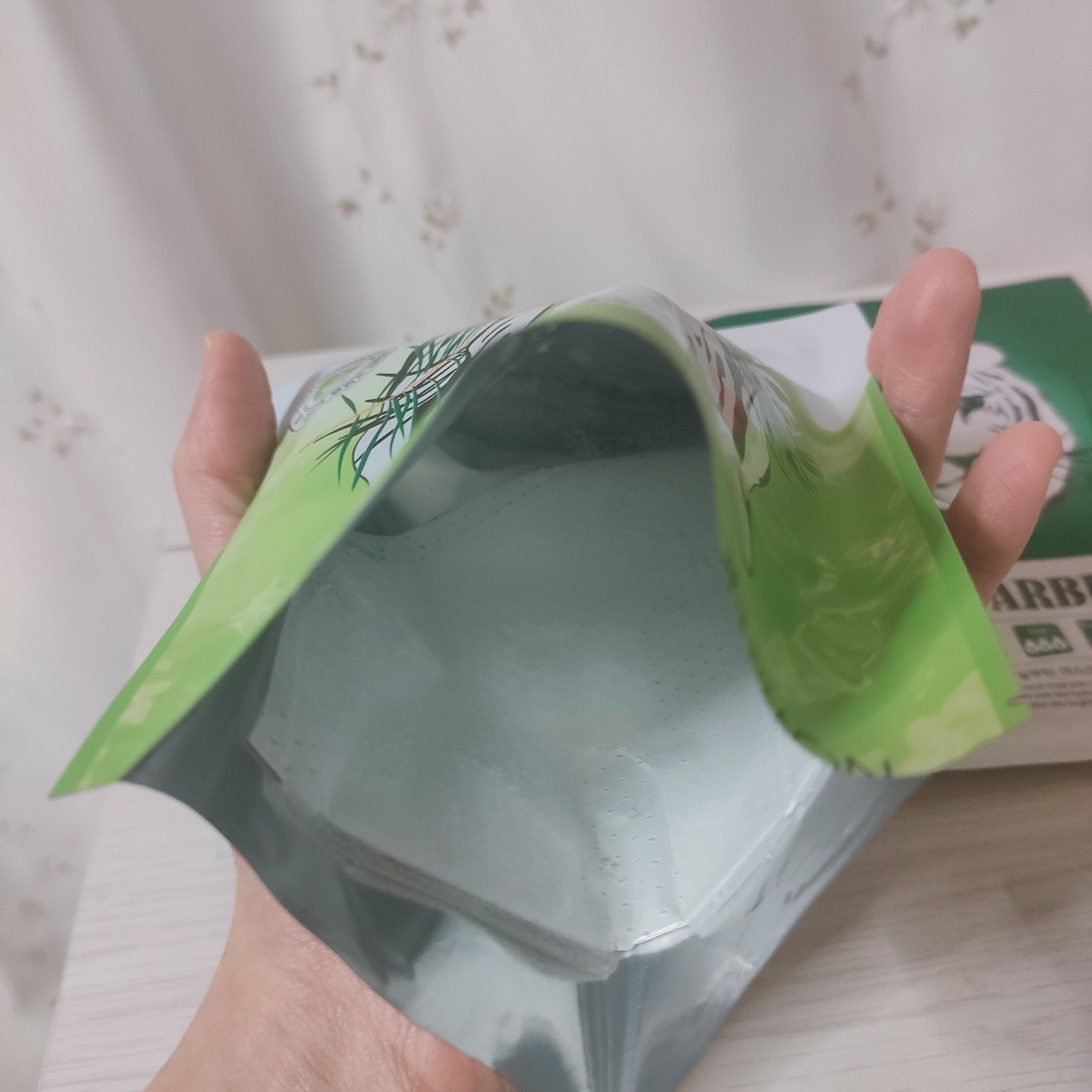 シカアルブチンマスク/NOWATER/シートマスク・パックを使ったクチコミ（3枚目）