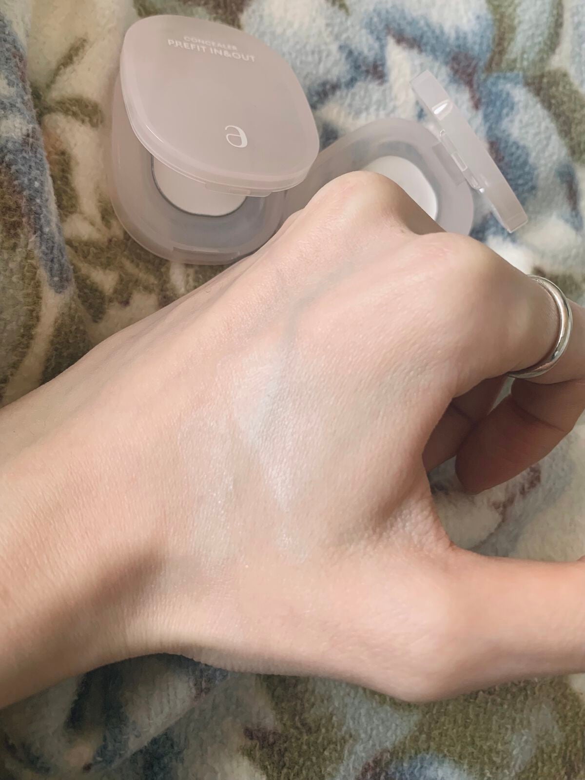 プレフィットイン&アウトコンシーラー/Ameli/クリームコンシーラーを使ったクチコミ(3枚目)