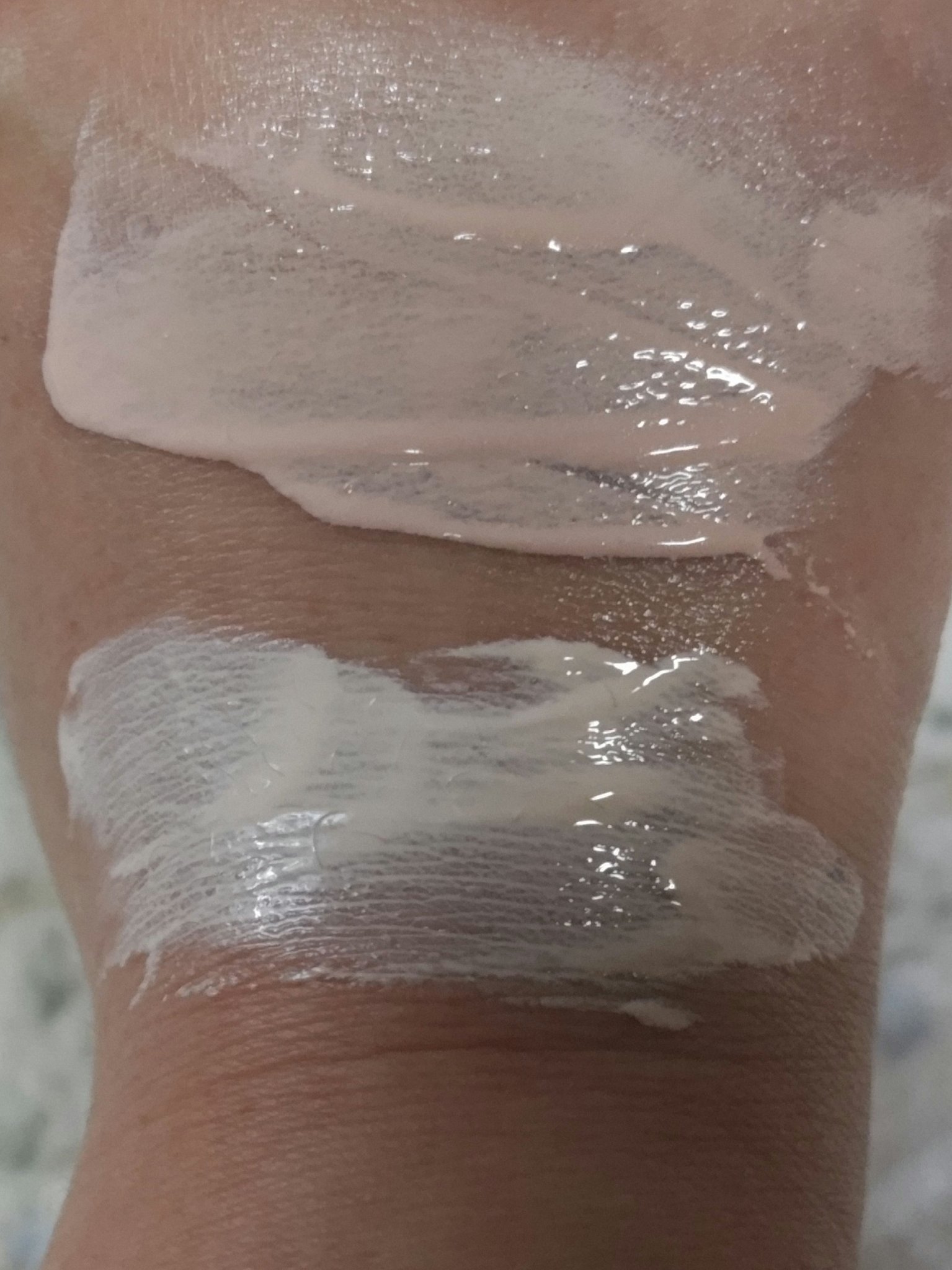 フローレススキン グロウライザー/DECORTÉ/化粧下地を使ったクチコミ（3枚目）