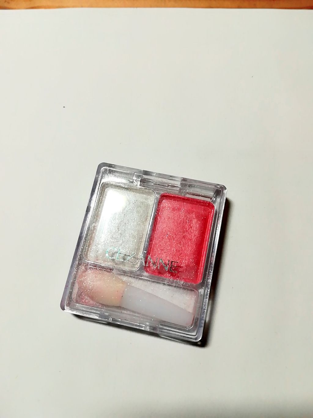 ツーカラー アイシャドウ ラメシリーズ/CEZANNE/アイシャドウパレットを使ったクチコミ(1枚目)