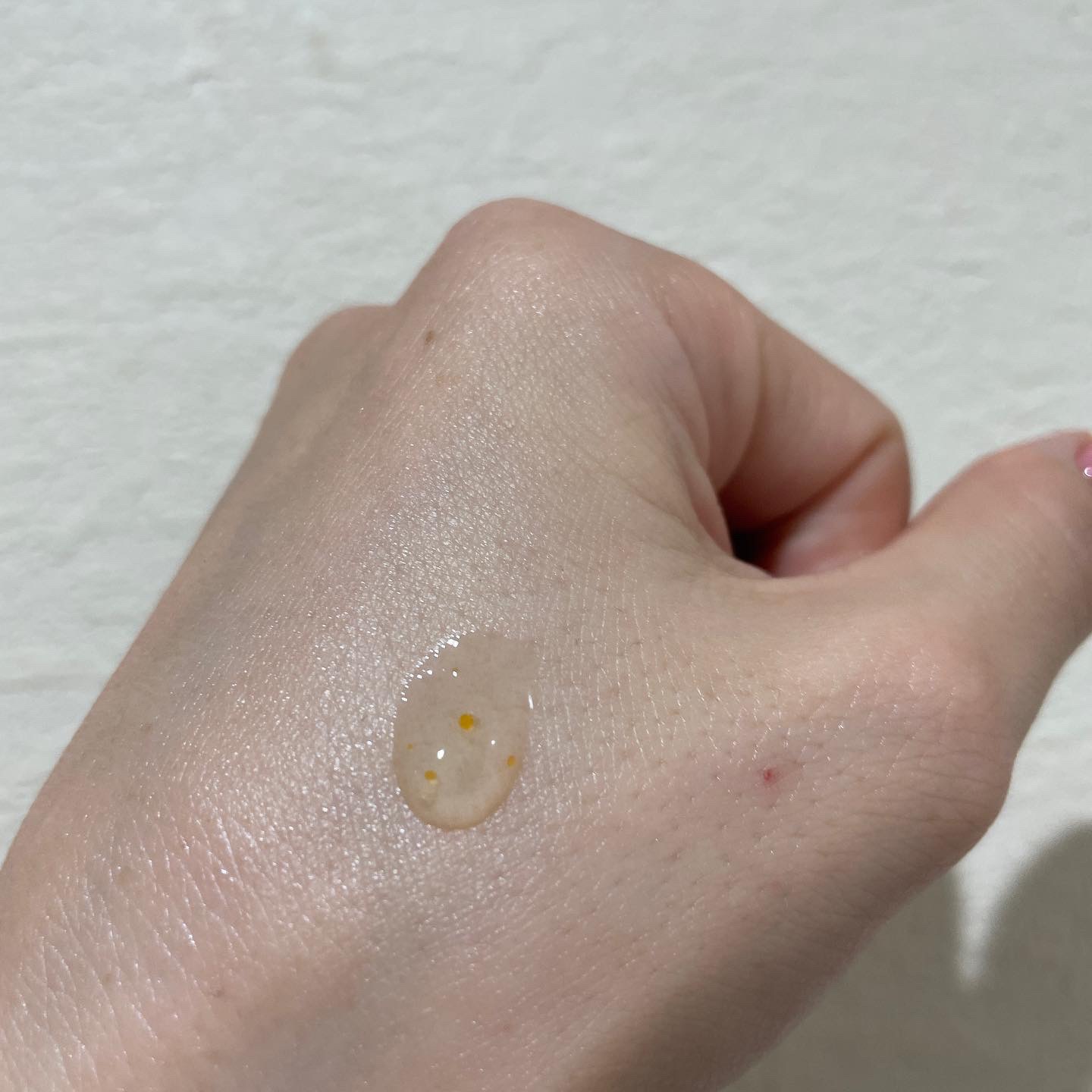 レッドタンジェリンVITA-Cカプセルセラム/DERMASHARE/美容液を使ったクチコミ（3枚目）