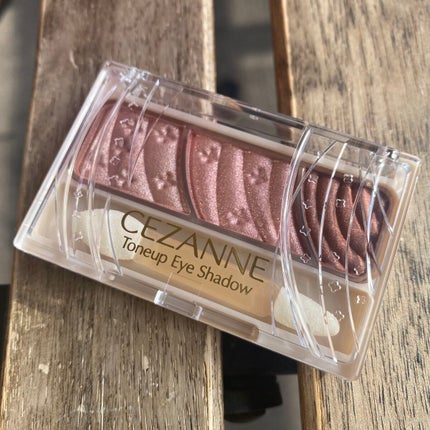トーンアップアイシャドウ/CEZANNE/アイシャドウパレットを使ったクチコミ(1枚目)