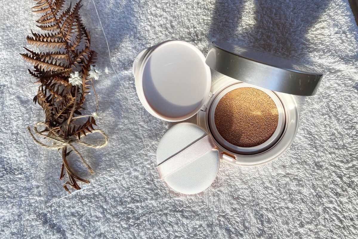 リンクルホワイトクッションファンデーション/コラリッチ/クッションファンデーションを使ったクチコミ（2枚目）