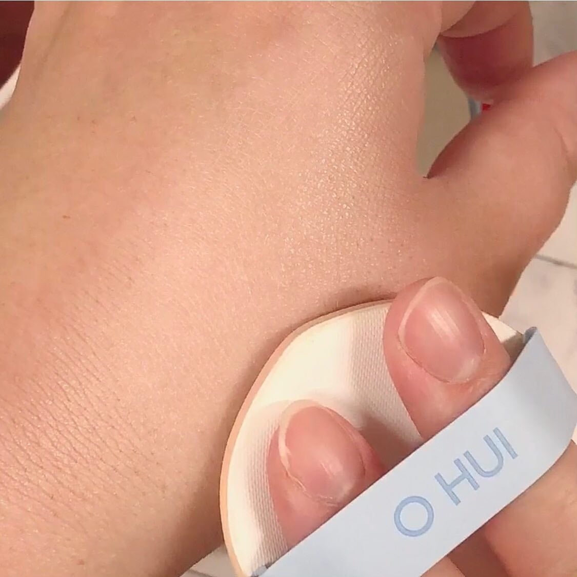 アルティメットフィット トーンアップデニムクッション/OHUI/クッションファンデーションを使ったクチコミ(5枚目)