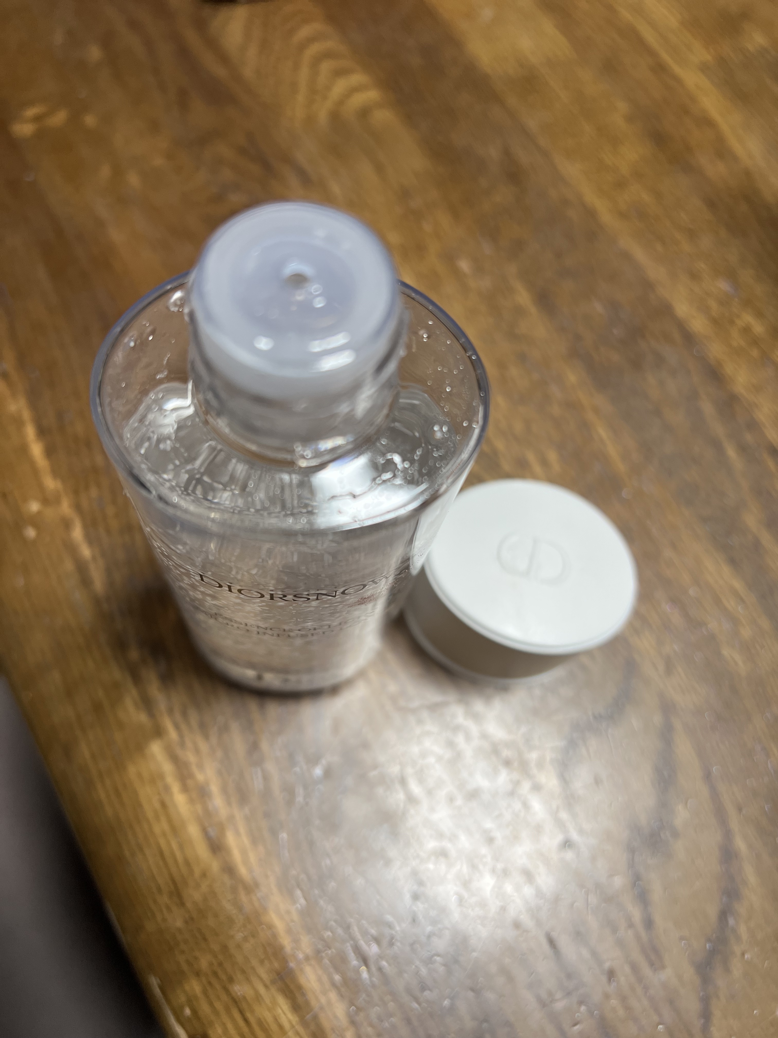 ディオール スノー エッセンス オブ ライト マイクロ ローション/Dior/化粧水を使ったクチコミ（2枚目）