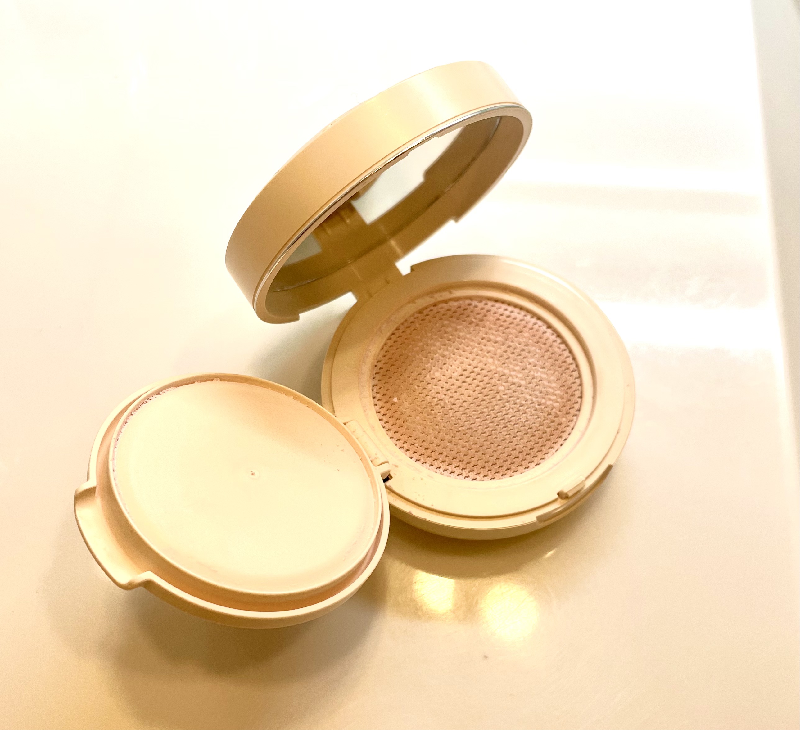 ディオールスキン フォーエヴァー クッション パウダー/Dior/ルースパウダーを使ったクチコミ（2枚目）