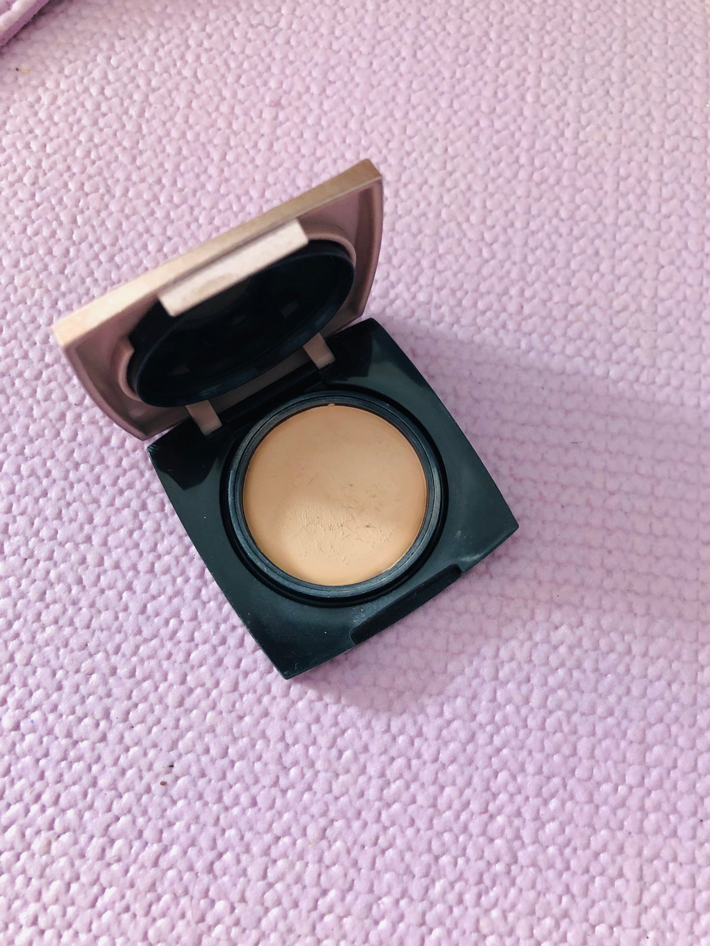 フローレス フィット/COVERMARK/クリーム・エマルジョンファンデーションを使ったクチコミ(1枚目)